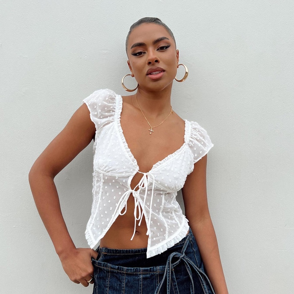 NWOT Elvia Top Princess Polly